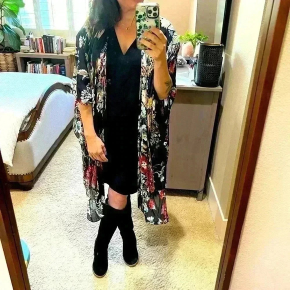 Bar III black polyester shift dress (with pockets!) size medium - Picture 2 of 7